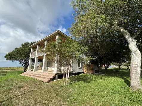 7411 County Road 2455 Sinton TX 78387