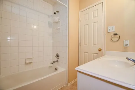 15607 Barber Grove Lane Houston TX 77095