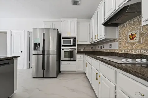 2431 Parkwood Lane Sugar Land TX 77479
