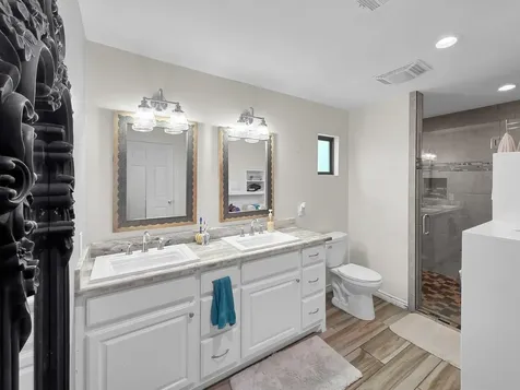 1255 E Pineshadows Drive Sour Lake TX 77659