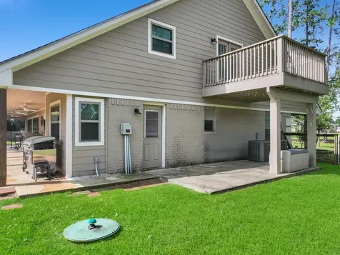 1255 E Pineshadows Drive Sour Lake TX 77659