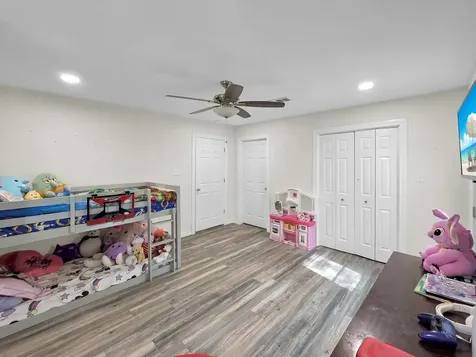 1255 E Pineshadows Drive Sour Lake TX 77659