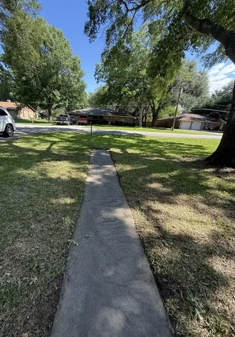 1418 NE 7th Street Smithville TX 78957