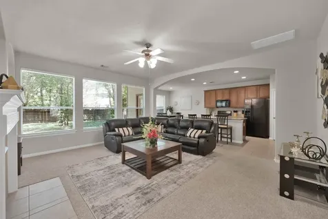 15 Aquiline Oaks Place The Woodlands TX 77382