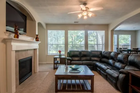15 Aquiline Oaks Place The Woodlands TX 77382