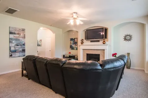 15 Aquiline Oaks Place The Woodlands TX 77382