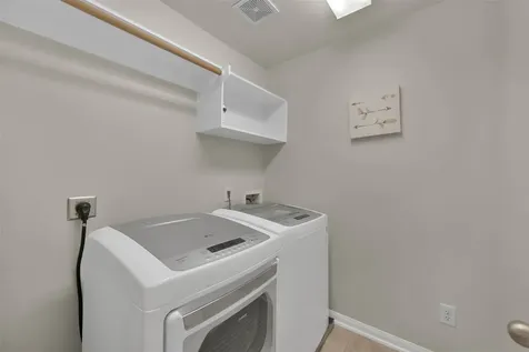15 Aquiline Oaks Place The Woodlands TX 77382