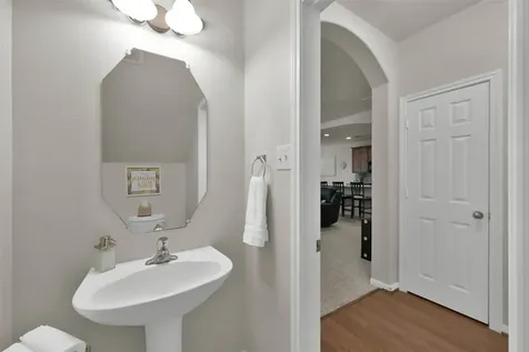 15 Aquiline Oaks Place The Woodlands TX 77382