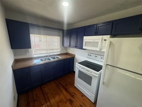 1504 Luzon Street A Houston TX 77009