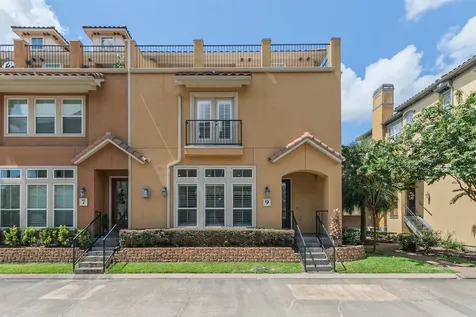 9 Laurelwood Drive Pasadena TX 77058