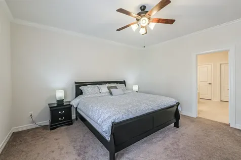 9 Laurelwood Drive Pasadena TX 77058