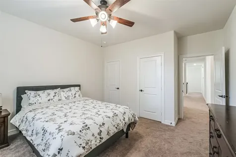 9 Laurelwood Drive Pasadena TX 77058