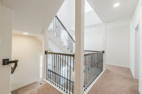 9 Laurelwood Drive Pasadena TX 77058
