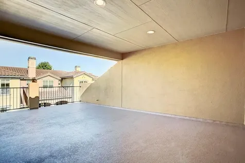 9 Laurelwood Drive Pasadena TX 77058