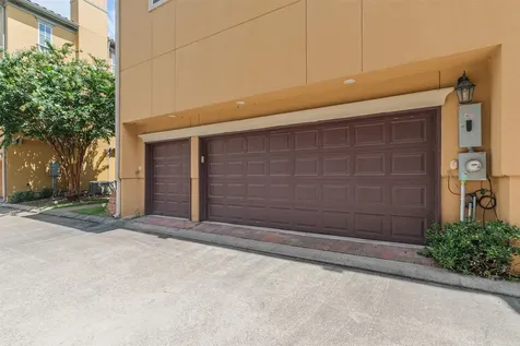 9 Laurelwood Drive Pasadena TX 77058