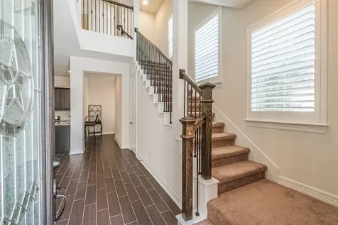 9 Laurelwood Drive Pasadena TX 77058