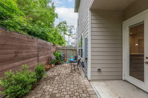1502 Upland Glen Way Houston TX 77043