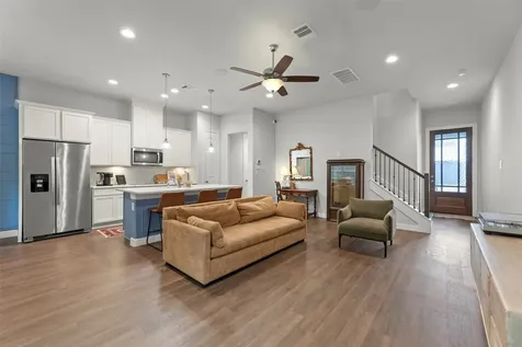 1502 Upland Glen Way Houston TX 77043