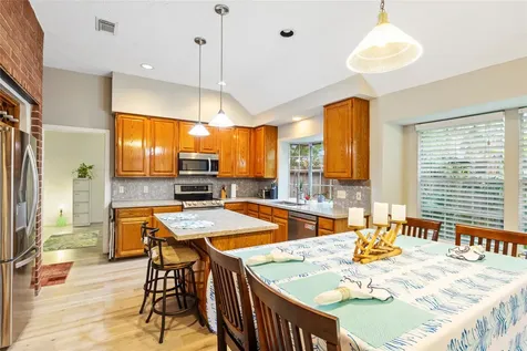 815 Maplewood Falls Court Houston TX 77062