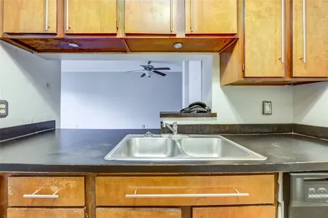 8519 Hearth Drive 28 Houston TX 77054