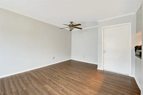 8519 Hearth Drive 28 Houston TX 77054