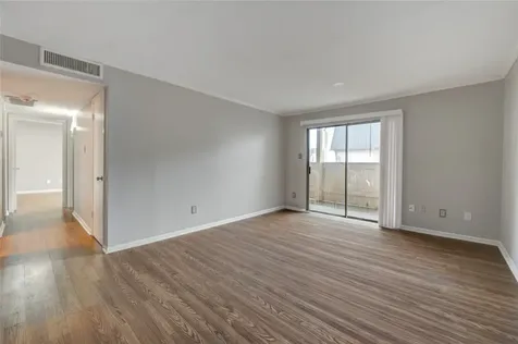8519 Hearth Drive 28 Houston TX 77054