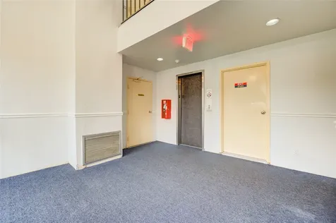 8519 Hearth Drive 28 Houston TX 77054