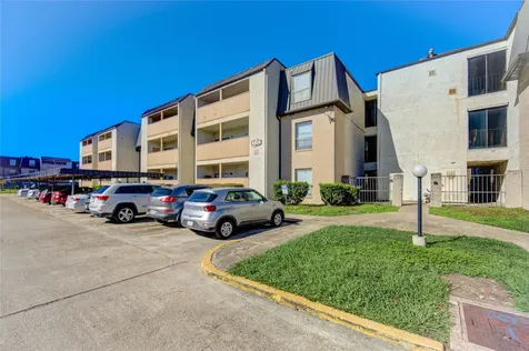 8519 Hearth Drive 28 Houston TX 77054