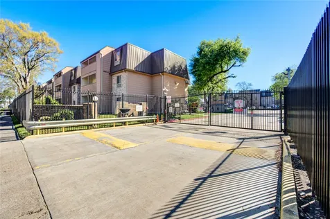 8519 Hearth Drive 28 Houston TX 77054