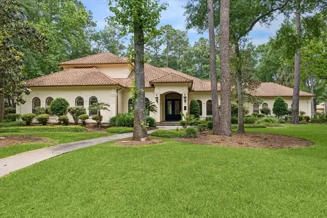 5 Magnolia Woods Drive Kingwood TX 77339