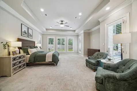 5 Magnolia Woods Drive Kingwood TX 77339