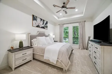 5 Magnolia Woods Drive Kingwood TX 77339