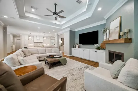 5 Magnolia Woods Drive Kingwood TX 77339