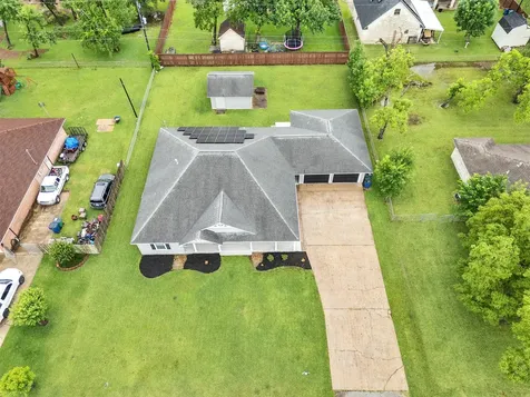 209 Schley Street Richwood TX 77531