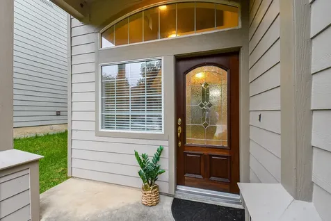 6 S Burberry Park Circle The Woodlands TX 77382