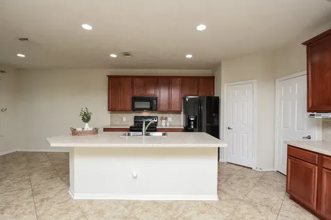 6 S Burberry Park Circle The Woodlands TX 77382