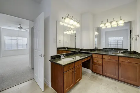 7539 Highmeadow Houston TX 77063