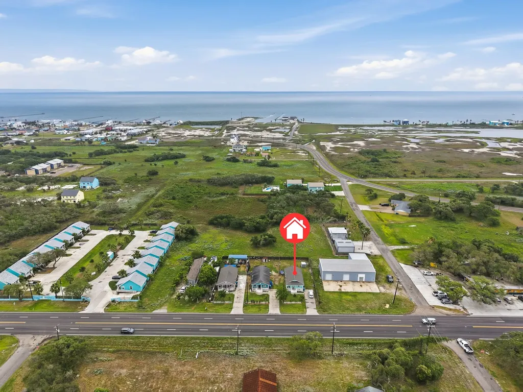1824 Highway 35 S Rockport TX 78382