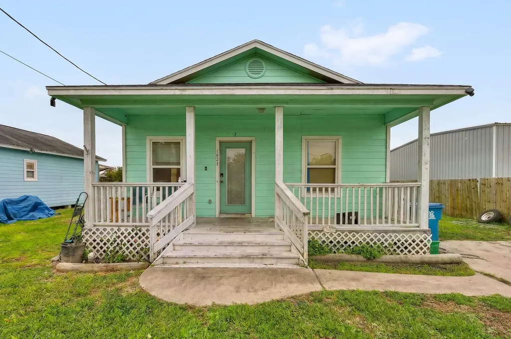 1824 Highway 35 S Rockport TX 78382