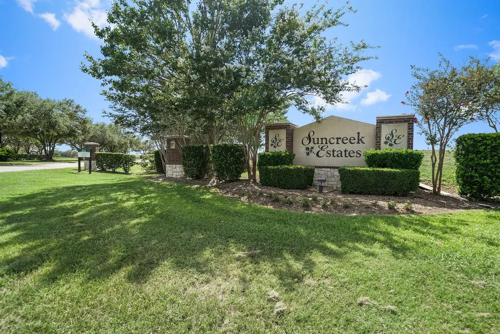 351 Lily Lane Rosharon TX 77583