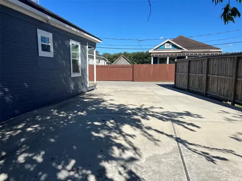1 Canal Court Houston TX 77011