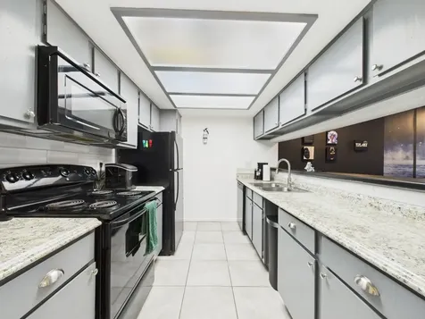 2814 S Bartell Drive 32 Houston TX 77054