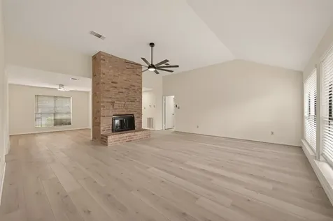 1404 Osborne Drive Friendswood TX 77546