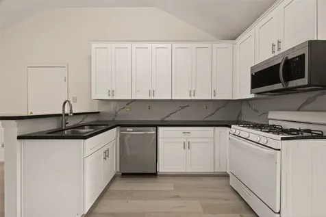 1404 Osborne Drive Friendswood TX 77546
