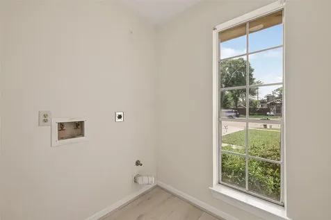 1404 Osborne Drive Friendswood TX 77546