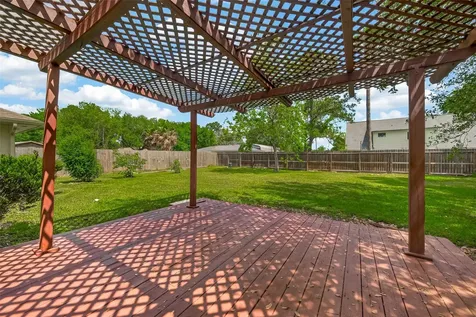 1404 Osborne Drive Friendswood TX 77546