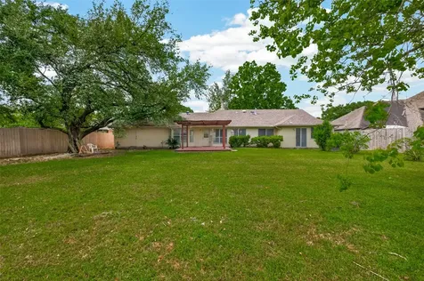 1404 Osborne Drive Friendswood TX 77546