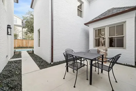 3444 Meadow Lake Lane Houston TX 77027