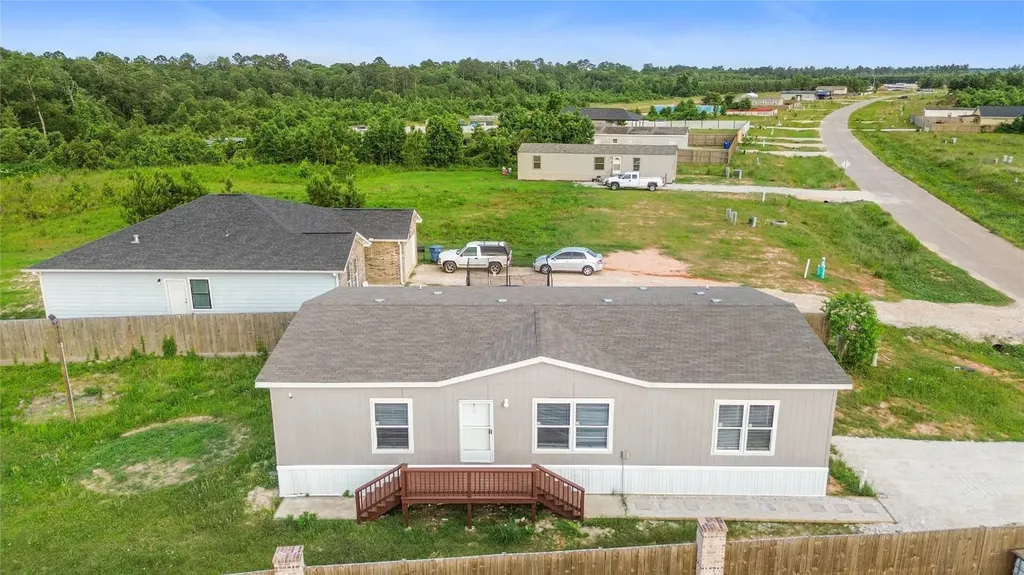 580 Road 5814 Cleveland TX 77327