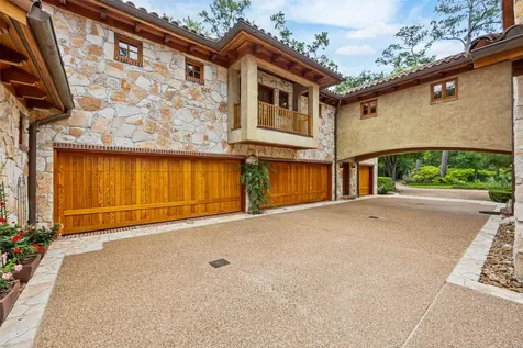 603 W Friar Tuck Lane Houston TX 77024